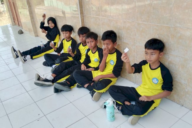 PEMBERIAN OBAT CACING